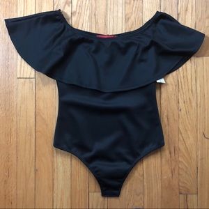 Akira off the shoulder ruffle body suit NWT